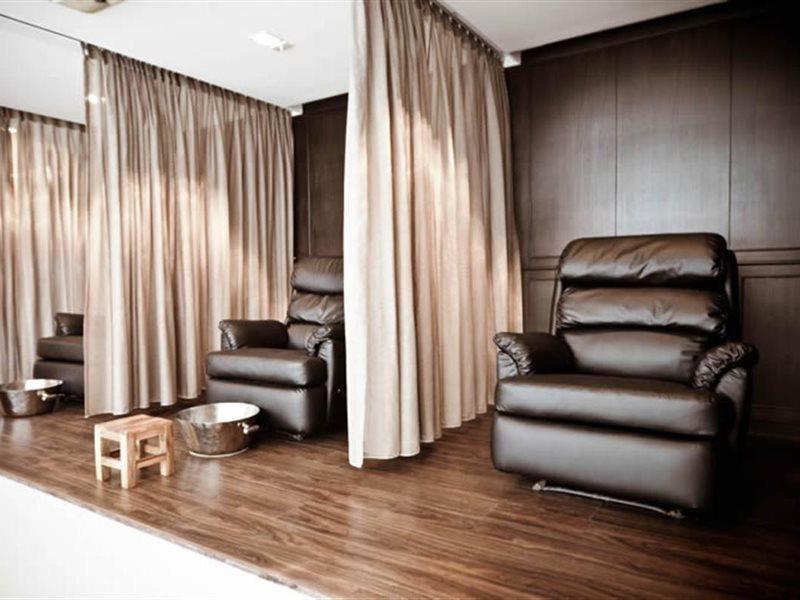 โรงแรม S15 สุขุมวิท  กรุงเทพมหานคร ภายนอก รูปภาพ